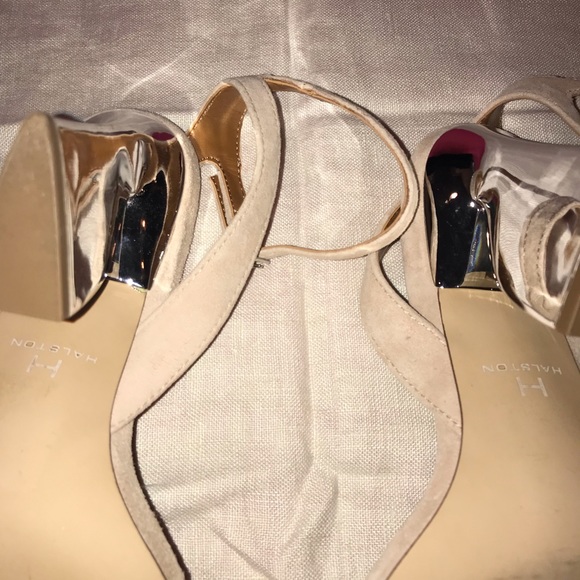 Tan suede sling backs with silver heel - Picture 5 of 7